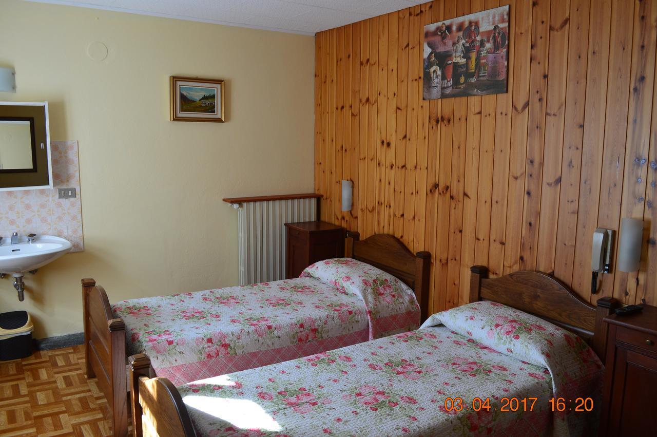 Albergo Ramo Verde Malesco Eksteriør billede